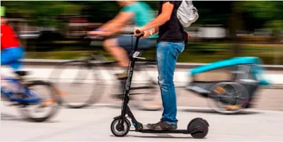 Un jeune homme de 25 ans meurt après un accident de trottinette...